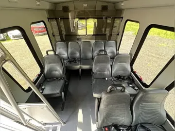 2015 Ford E-350 Shuttle Bus