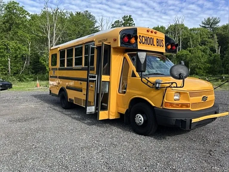 2013 Chevrolet Express Comm Cutaway School Bus