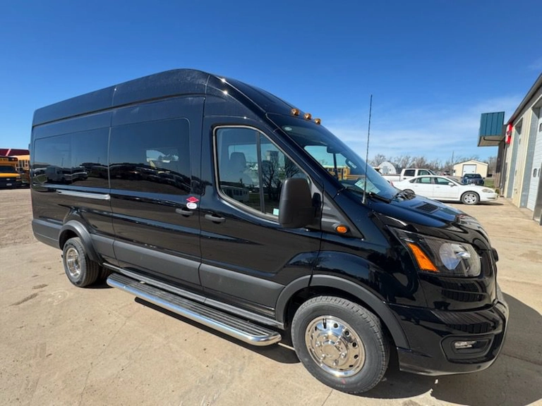 Picture of 2026 Ford Diamond Passenger Van