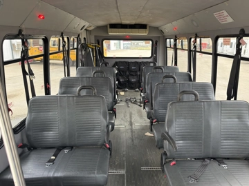 Picture of 2011 Ford E450 Elkhart Coach Shuttle Bus
