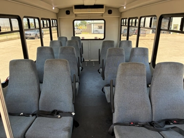Picture of 2016 Ford E450 Shuttle Bus