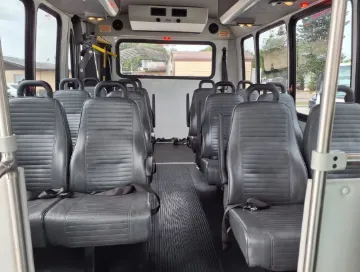 2018 Ford E-450 Glaval 12P ADA