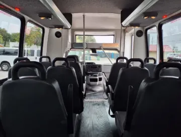 2018 Ford E-450 Glaval 12P ADA