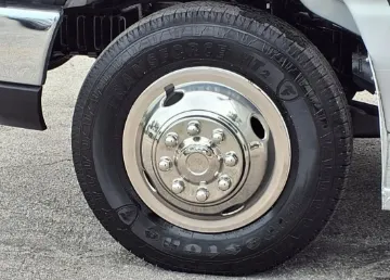2018 Ford E-450 Glaval 12P ADA