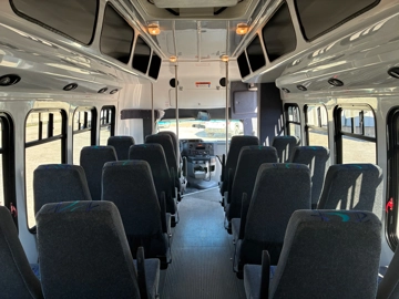 Picture of 2013 Ford E450 Shuttle Bus