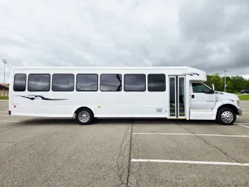 Picture of 2017 Ford F650 Mid Size Bus