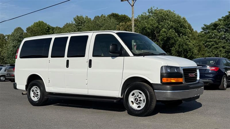 Picture of 2013 GMC Savana Passenger Van