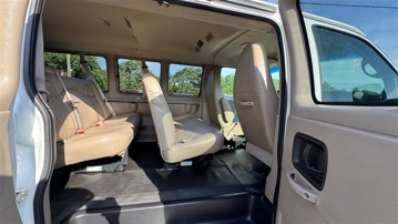Picture of 2013 GMC Savana Passenger Van