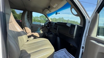 Picture of 2013 GMC Savana Passenger Van