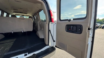 Picture of 2013 GMC Savana Passenger Van
