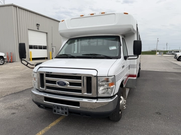 Picture of 2016 Ford E450 Champion Shuttle Bus