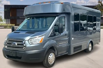 Picture of 2019 Ford Shuttle Bus