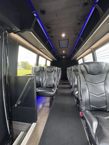 Picture of 2017 Ford E450 Shuttle Bus