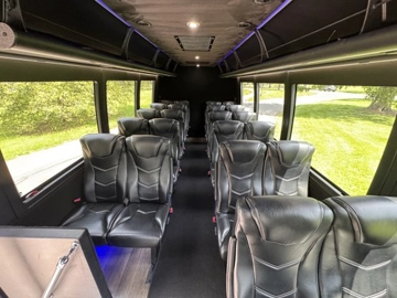 Picture of 2017 Ford E450 Shuttle Bus