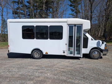 Picture of 2024 Chevrolet 4500 HLE 14P Lux