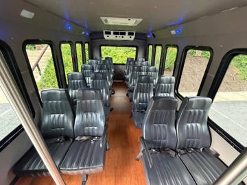 Picture of 2018 Ford E-450 Shuttle Bus