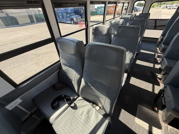 Picture of 2016 Chevrolet Express 4500 Shuttle Bus