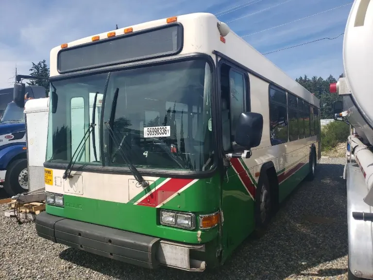 2006 Gillig Low Floor Shuttle Bus
