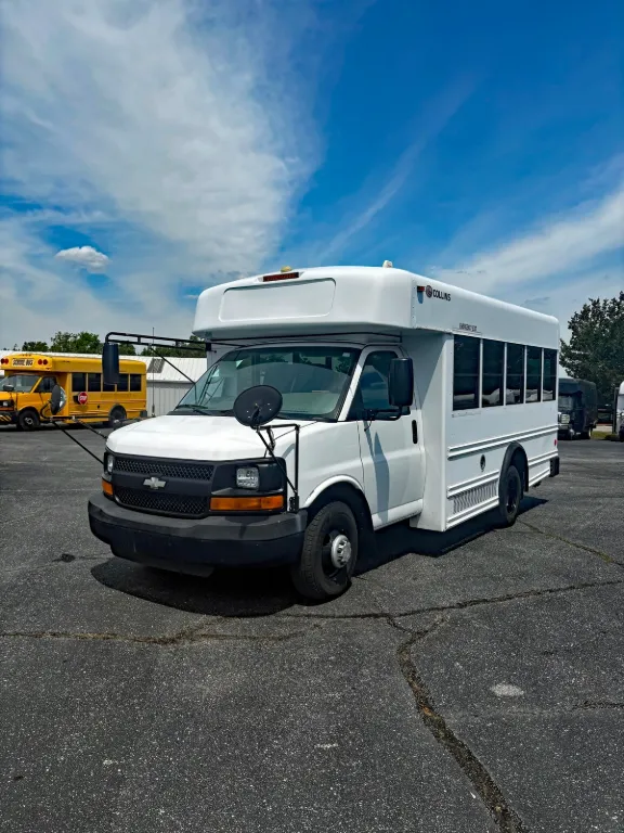 Picture of 2009 Chevrolet Collins Shuttle Bus