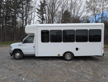 Picture of 2025 Ford E450 Shuttle Bus