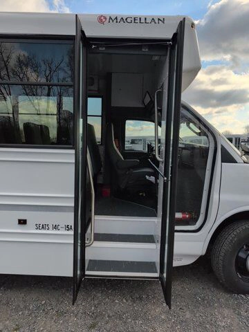 Picture of 2026 Chevrolet Magellan Shuttle Bus