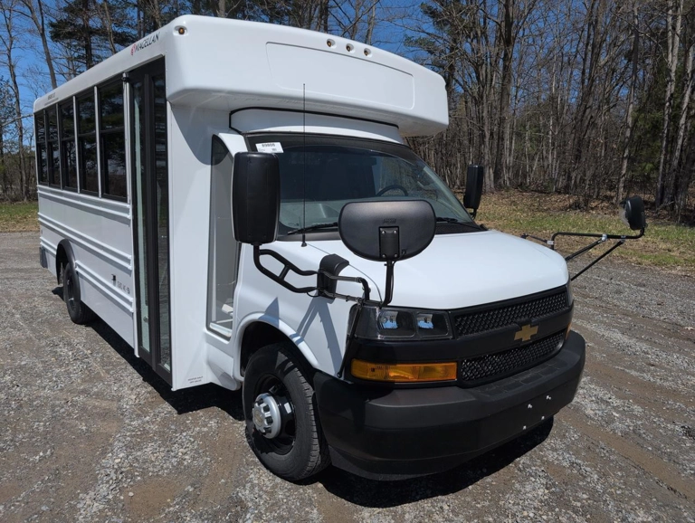 Picture of 2026 Chevrolet 4500 Magellan Cutaway Shuttle Bus
