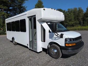 Picture of 2026 Chevrolet 4500 Shuttle Bus
