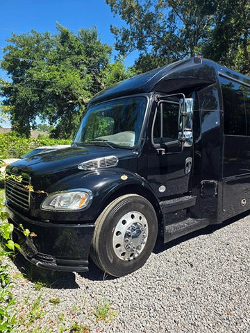 Picture of 2019 Freightliner M2 ECB 50P