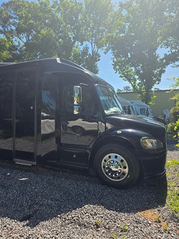 Picture of 2019 Freightliner M2 ECB 50P