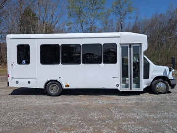 Picture of 2027 Ford E450 ADA Shuttle Bus