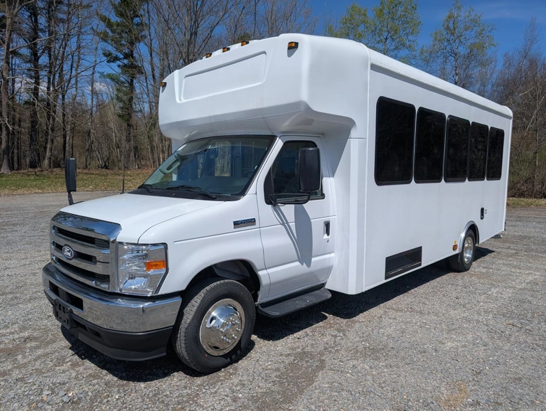 Picture of 2027 Ford E450 ADA Shuttle Bus