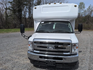 Picture of 2027 Ford E450 ADA Shuttle Bus