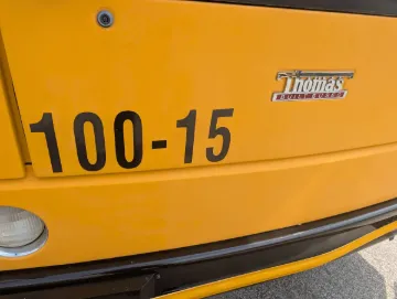 2015 Thomas HDX Flat Nose 90P A/C