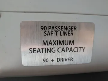2015 Thomas HDX Flat Nose 90P A/C