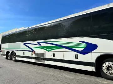 Picture of 2008 Prevost H3-45 Coach Bus