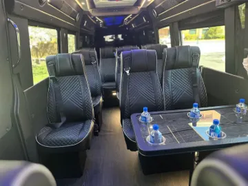 2022 LA West 3500 170 EXT Sprinter