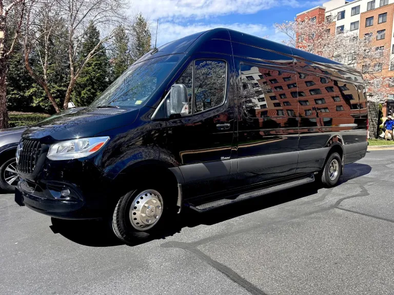 2022 LA West 3500 170 EXT Sprinter