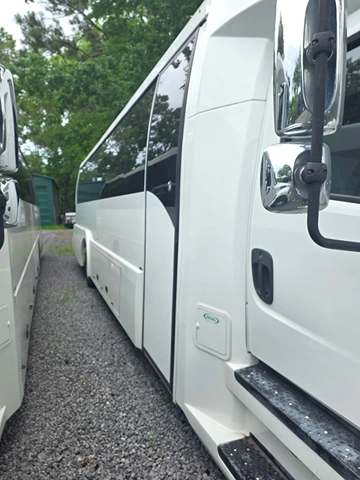 Picture of 2019 Freightliner M2 Executive Shuttle Bus