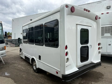 Picture of 2017 Ford E350 Shuttle Bus