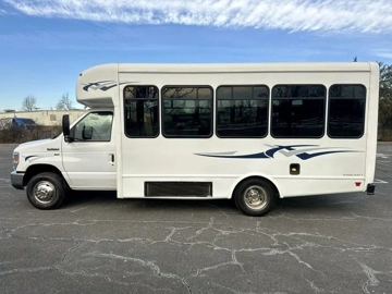 Picture of 2016 Ford E-350 Shuttle Bus