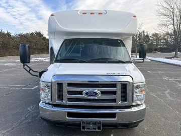 Picture of 2016 Ford E-350 Shuttle Bus