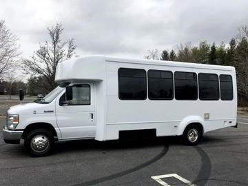 Picture of 2013 Ford E-450 ADA Shuttle Bus