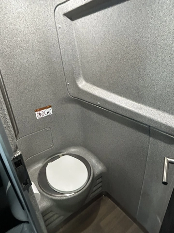 Picture of 2020 MCI J4500 Coach Bus