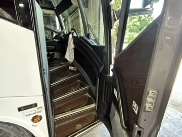 Picture of 2020 MCI J4500 Coach Bus
