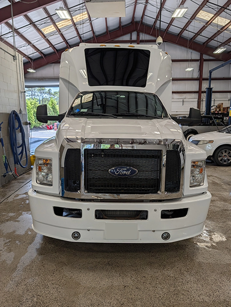 Picture of 2019 Ford F650 Executive Shuttle Bus