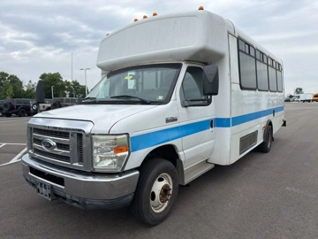 Picture of 2011 Ford E-450 Shuttle Bus