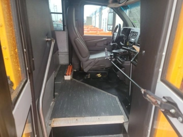 Picture of 2011 Chevrolet Express 4500 School Bus