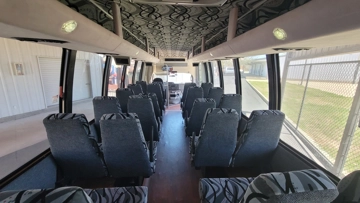 Picture of 2011 Ford E450 Shuttle Bus