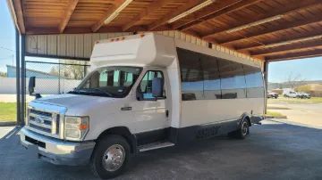 Picture of 2011 Ford E450 Shuttle Bus