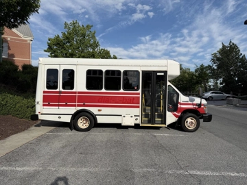 Picture of 2016 Ford E-350 ADA Shuttle Bus